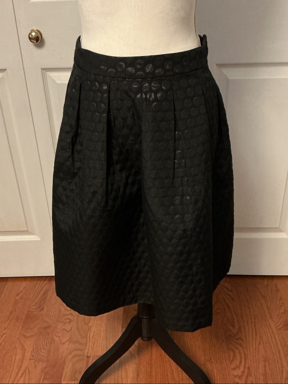 Elle Black A-Line Textured Dot Skirt